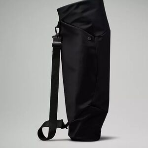 Lululemon Yoga Mat Bag in Black / Unisex